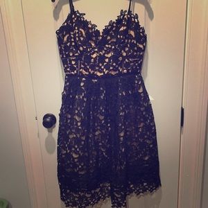 Gorgeous Black & Beige Lace Midi Dress